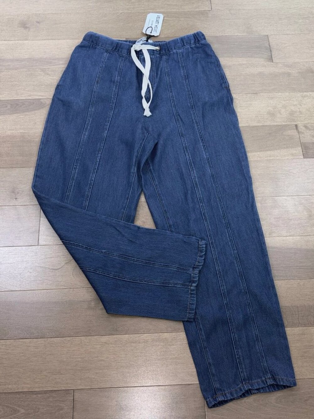 VELVET HEART women's wide-leg jeans size Small NWT